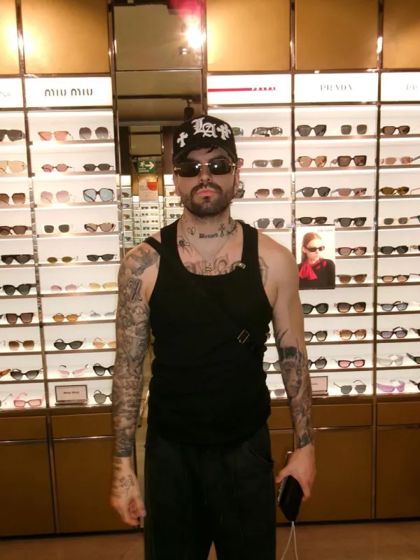 ADRIANO ZENDEJAS - shifu