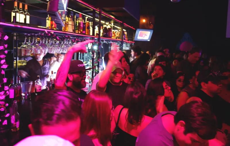 RABEAT HOLE venue