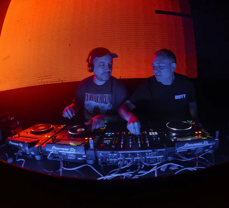 Djs Pareja