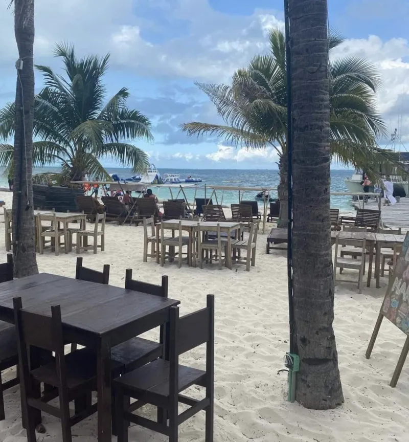 Bar del Mar Cancún venue