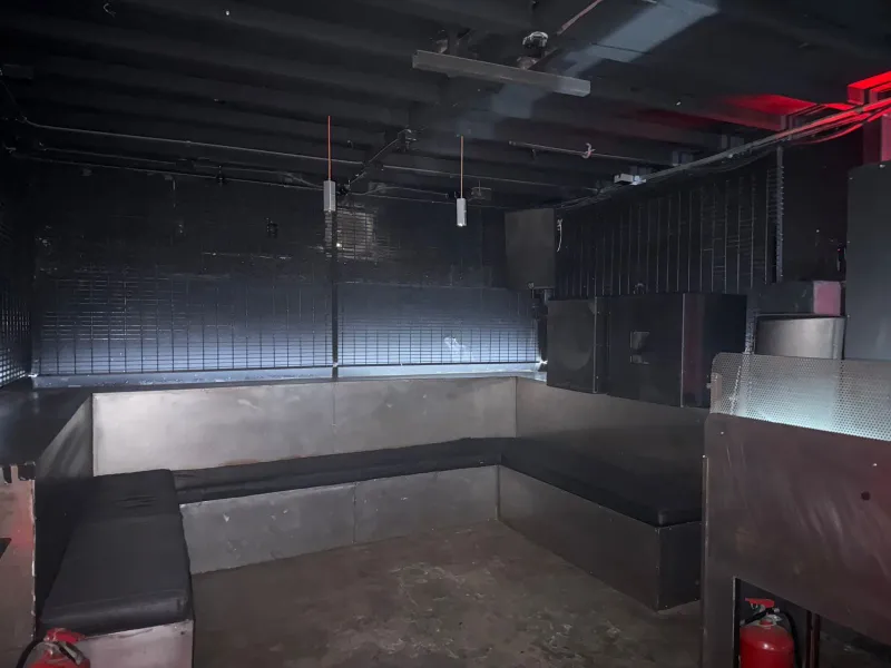 Versalles 94 venue