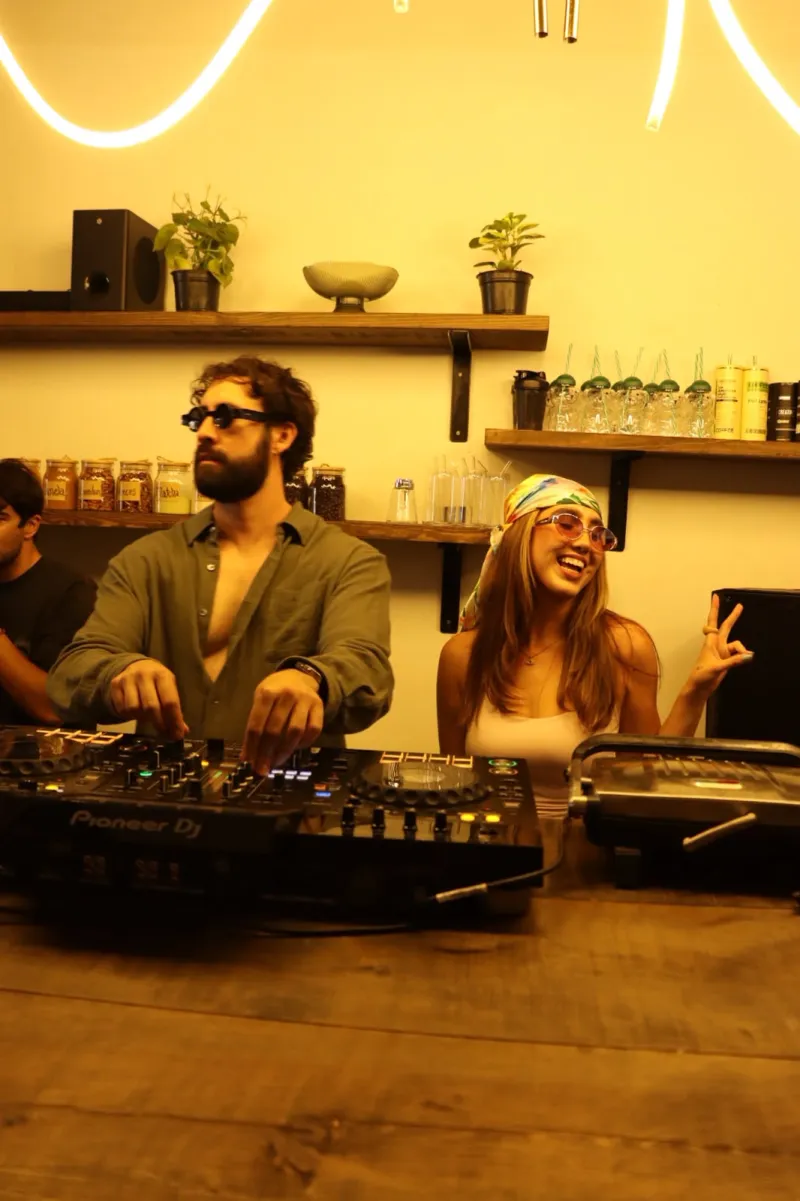 Coffe Rave Public  Bagels