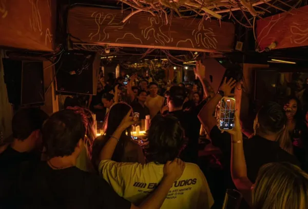 Muli Bar venue