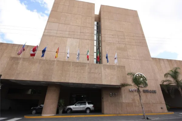 Mirage Queretaro