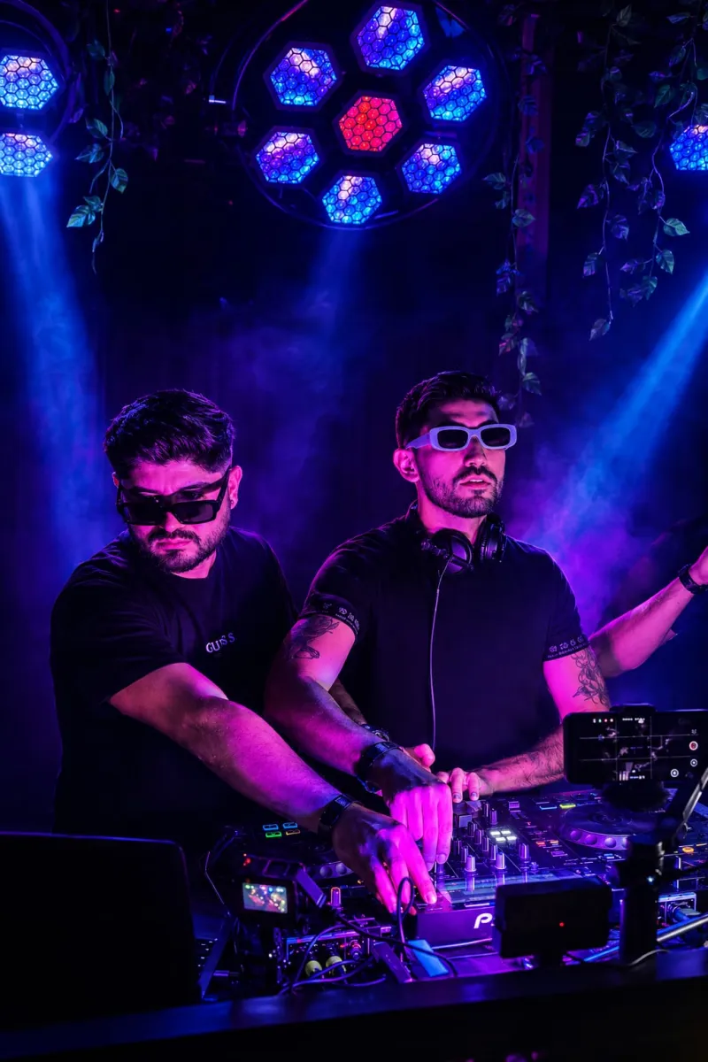 Carmona Brothers