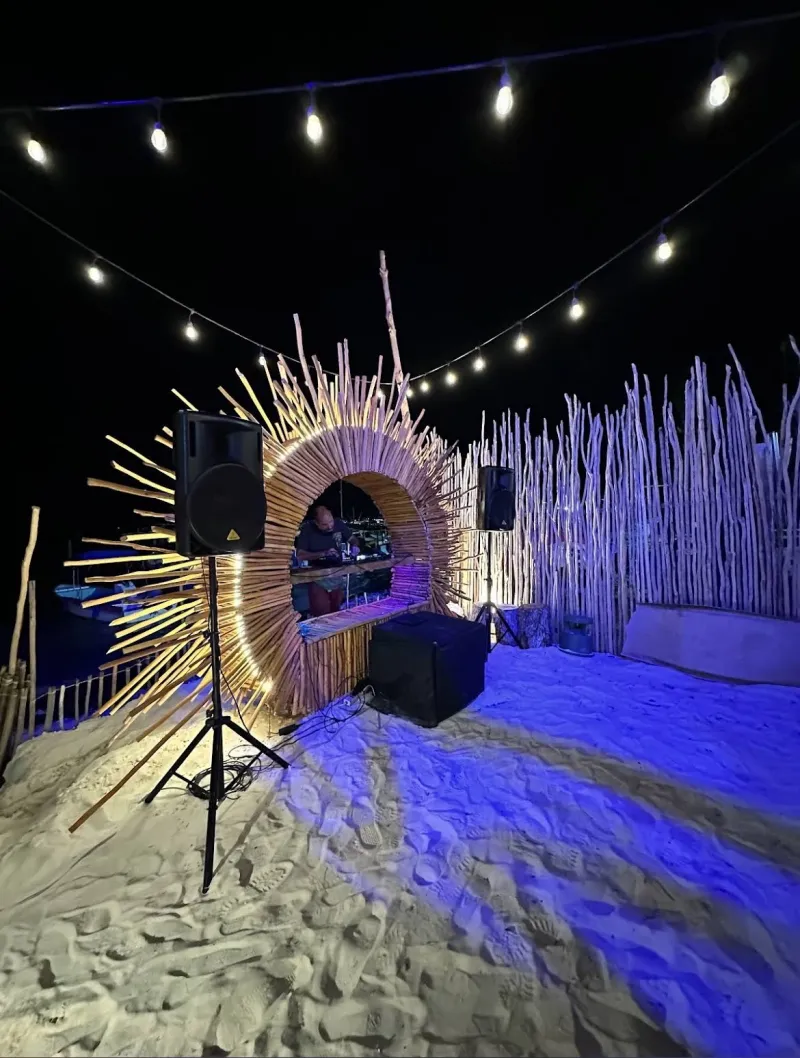 Mantra Beach Lounge venue