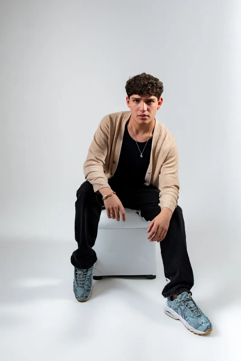ALEX GONZ
