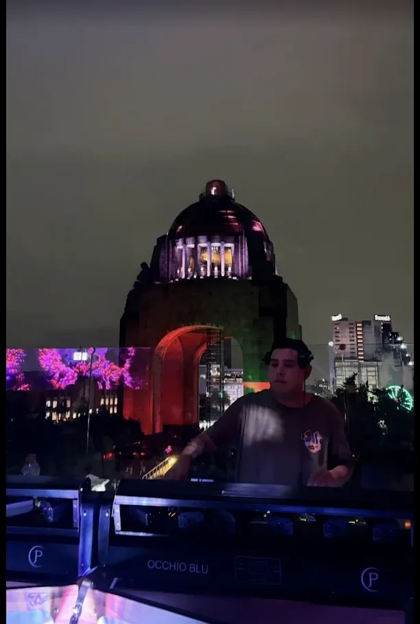 REVO ROOFTOP venue