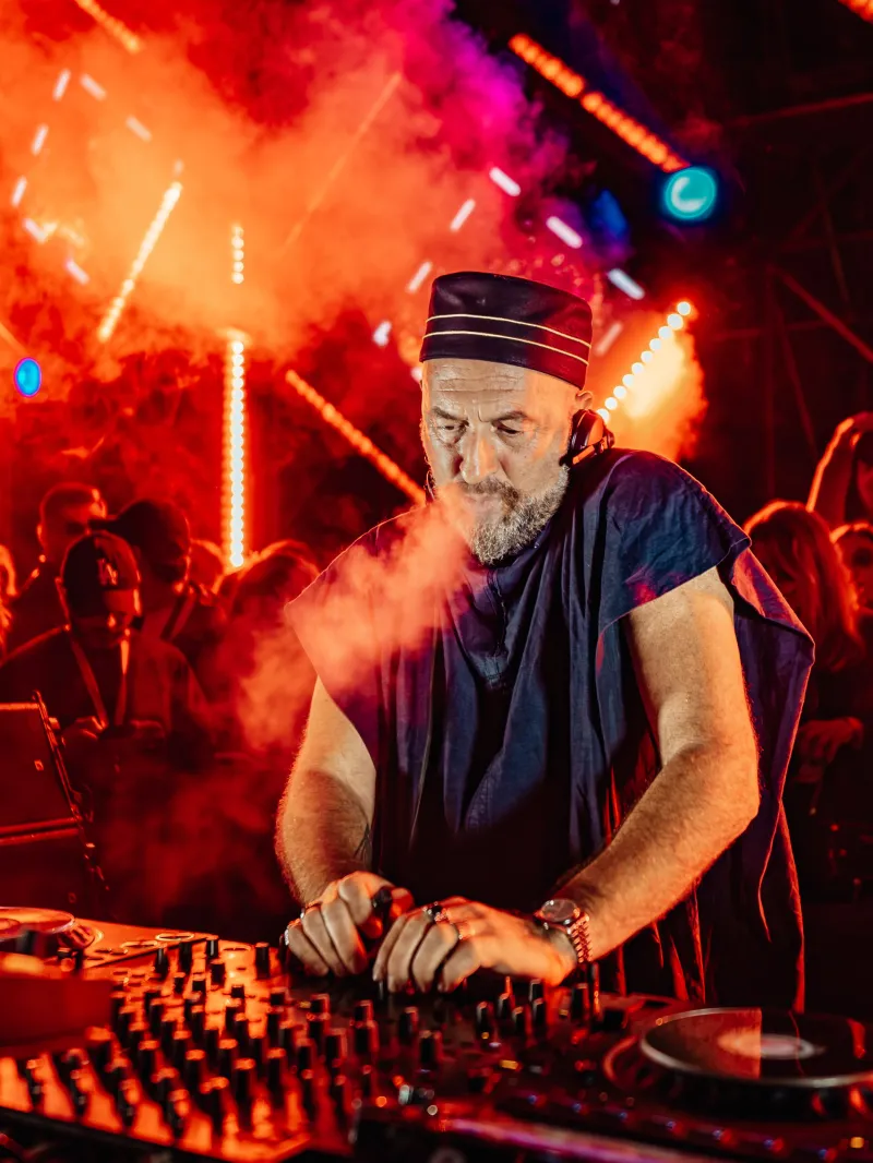 DAMIAN LAZARUS - ARTWEEK QRO by PORSCHE