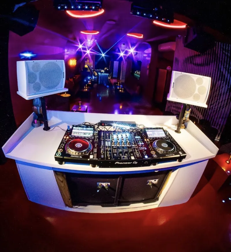 Club rumores venue