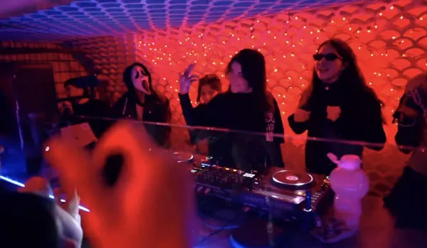 Diente de Leon venue