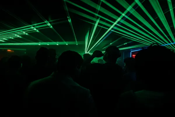 DONUT STOP DANCING: SAZA FISCHER