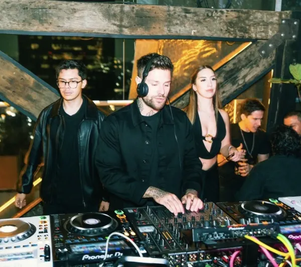 Faunna Rooftop venue