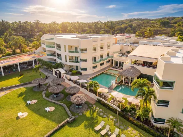 Hotel Artisan Chachalacas